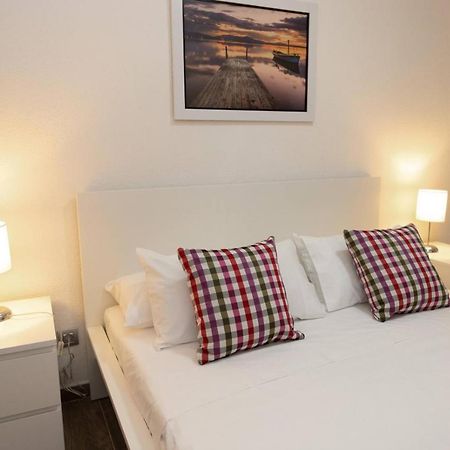 Modern Apartment With Pool And Wifi Playa Feñabe 外观 照片