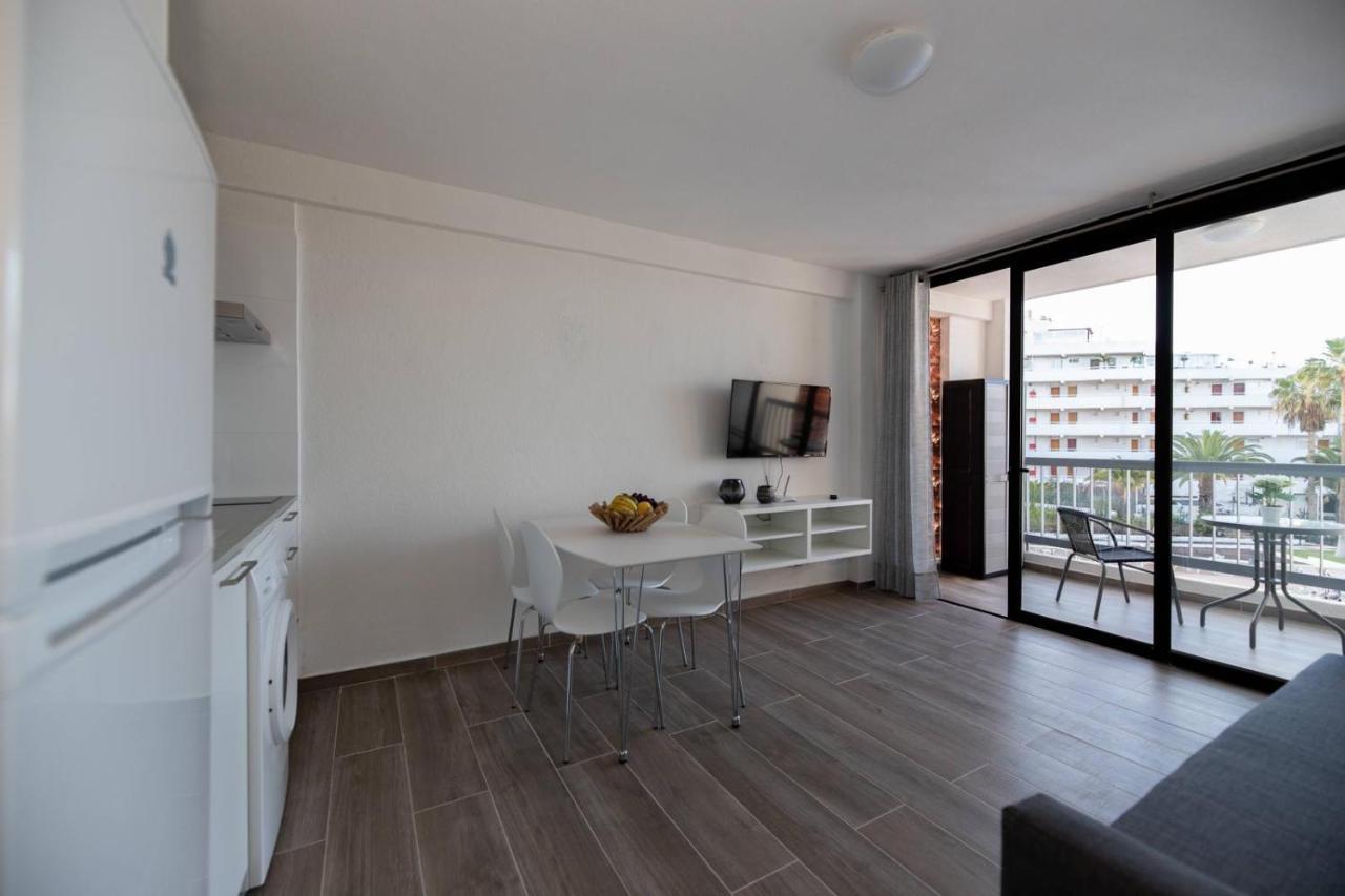 Modern Apartment With Pool And Wifi Playa Feñabe 外观 照片