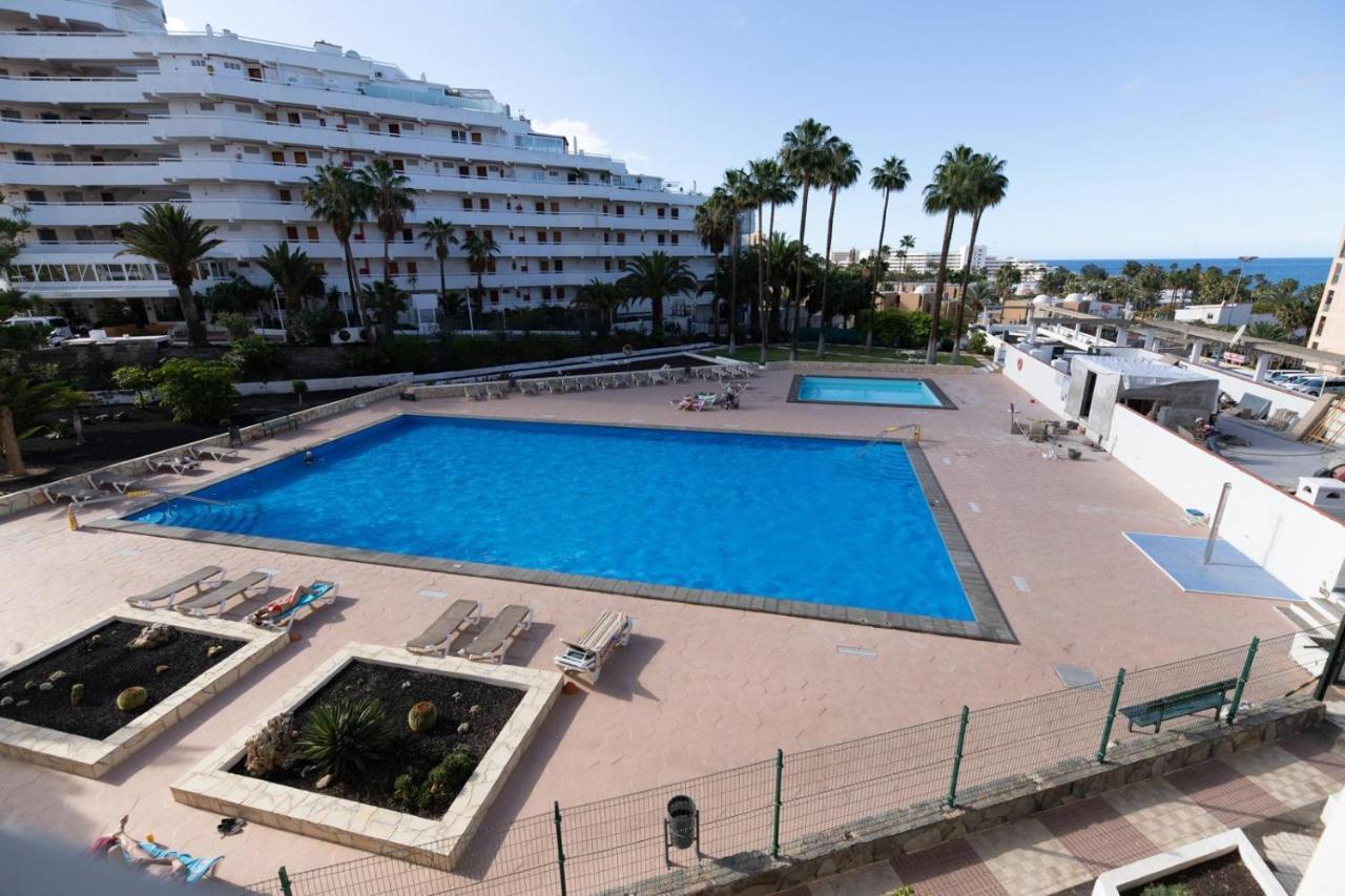 Modern Apartment With Pool And Wifi Playa Feñabe 外观 照片